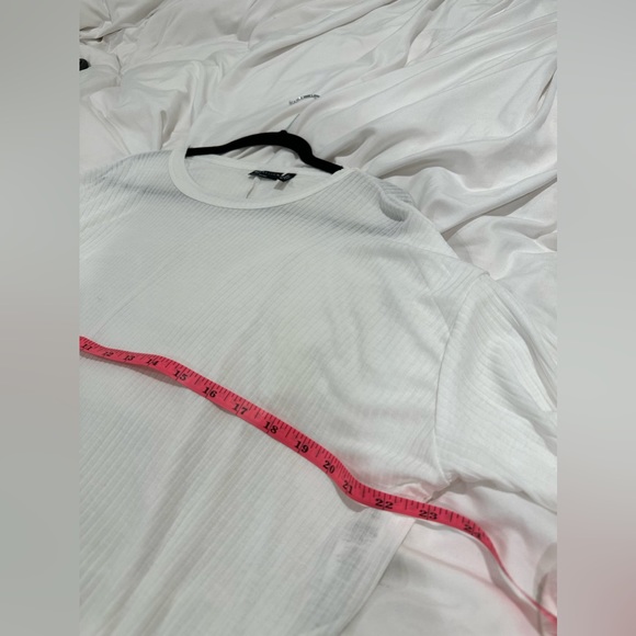 ASOS Maternity Ribbed Top w/Side Slits in White - Size US 2 - Picture 9 of 10